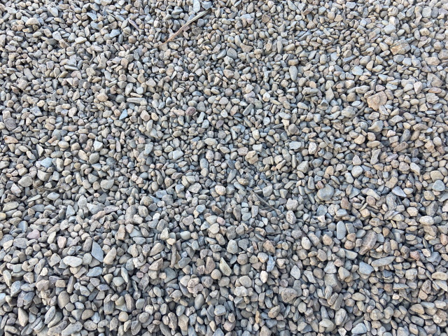 River Gravel (20mm)